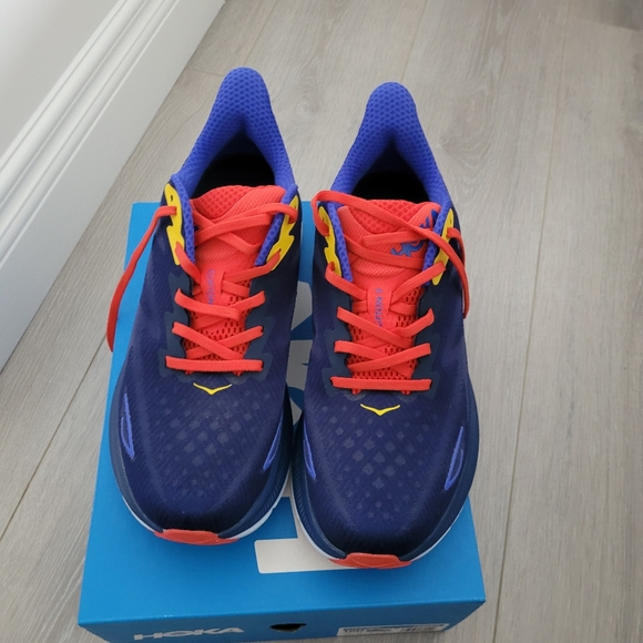 COPY - Mens Hoka Clifton 9 Size 10D - Picture 5 of 8